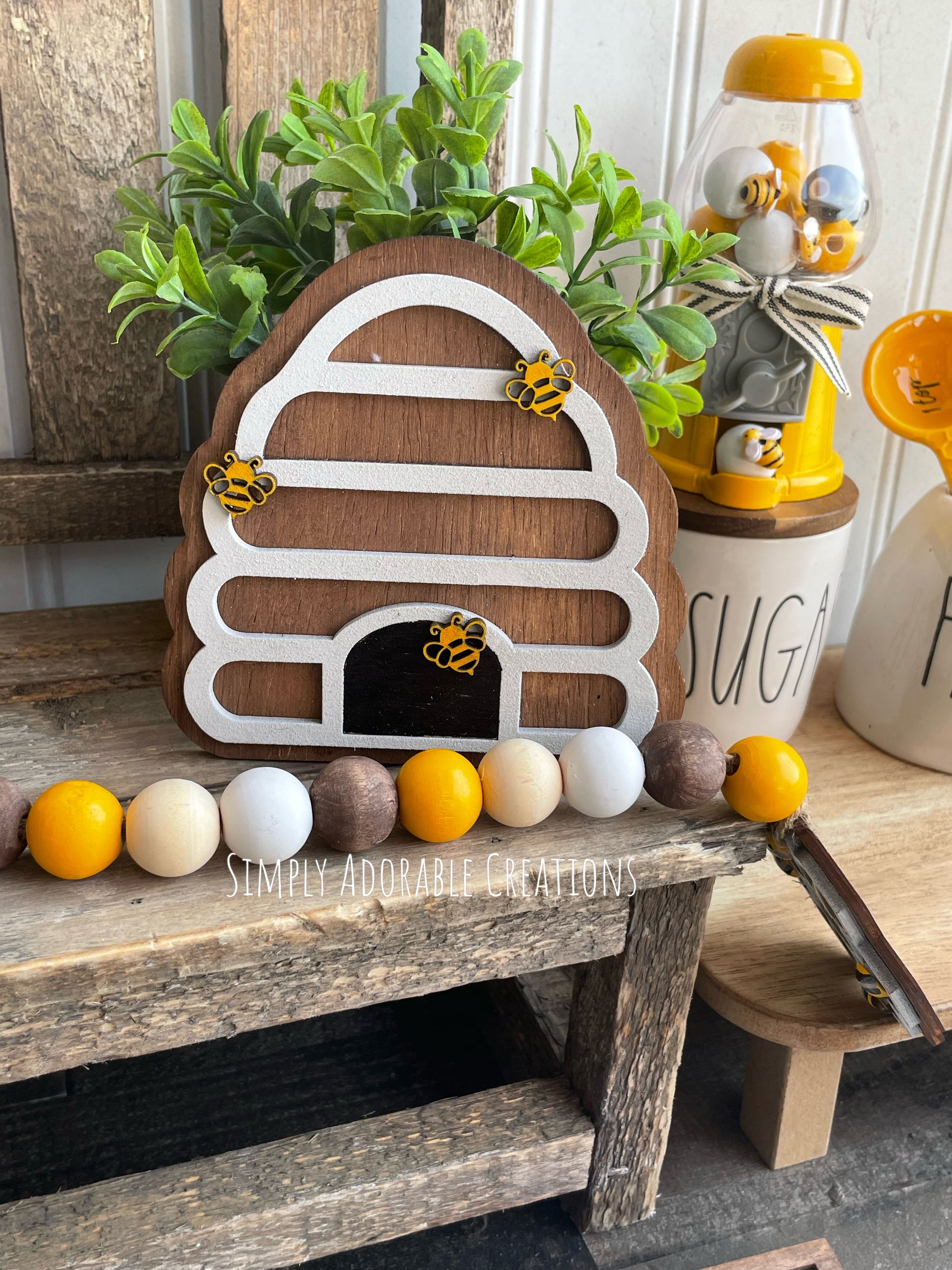 7 Pieces Honey Bee Tiered Tray Decor Wooden Bumble Bee Shelf Sitter Wood Signs Bundle Rustic Farmhouse Decoration for Spring Summer Home Kitchen